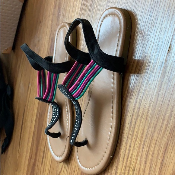 Sandals - Picture 2 of 3